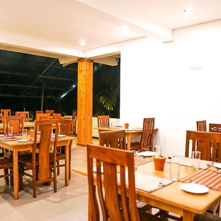 3 Arch Resort Ела Екстериор снимка