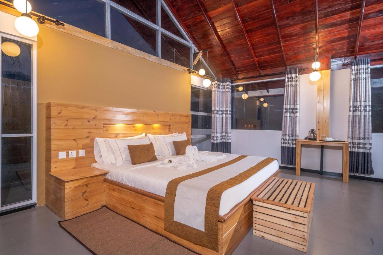 3 Arch Resort Ела Екстериор снимка