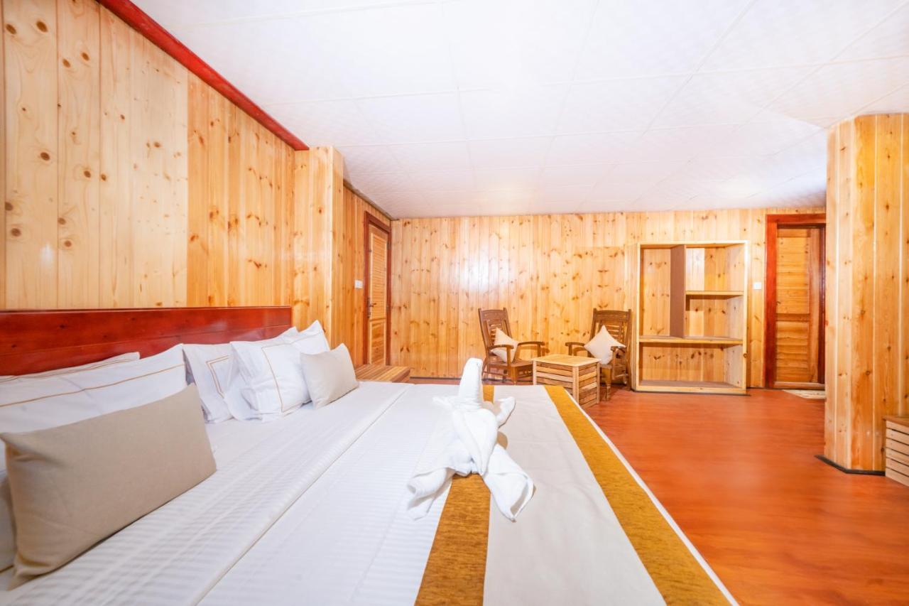 3 Arch Resort Ела Екстериор снимка